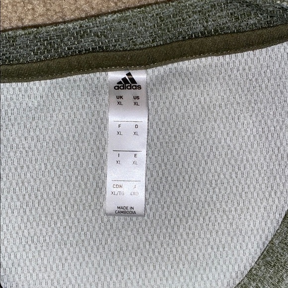 Adidas Men’s XL T shirt - Picture 2 of 2